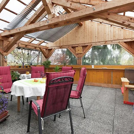 Apartment Am Schloss Saubersrieth